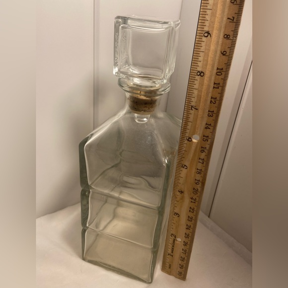 Vintage MCM Seagram clear Glass Square Liquor Decanter Etched logo cube Stopperq - Picture 12 of 16